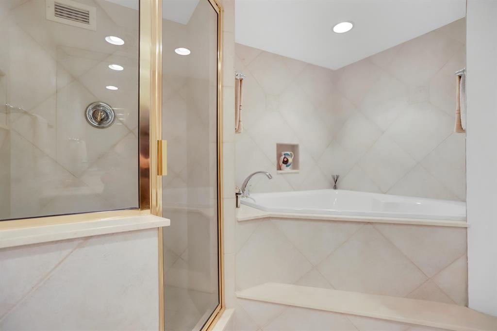 Coastal House - Residential