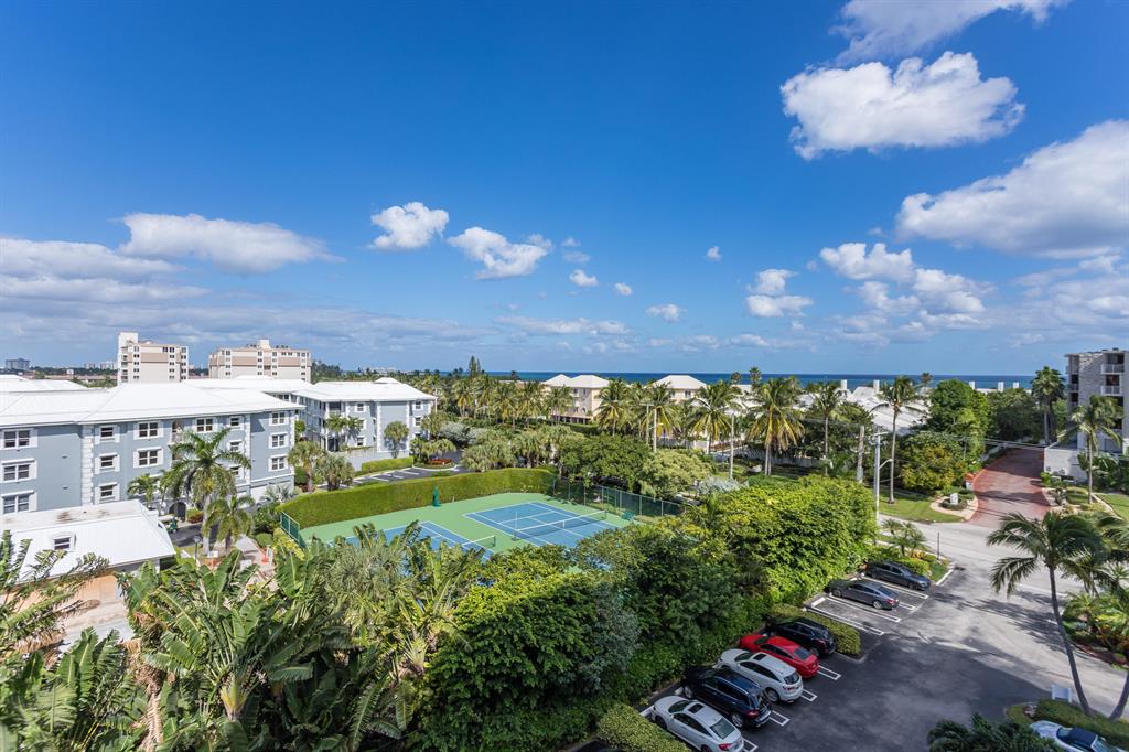 Coastal House - Residential