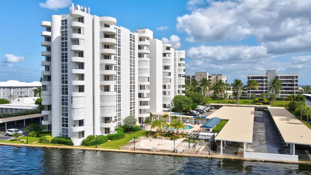 Coastal House - Residential