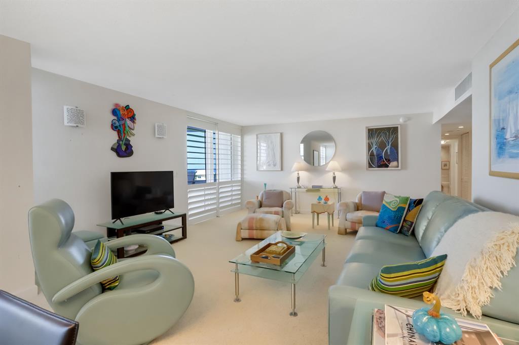 Coastal House - Residential