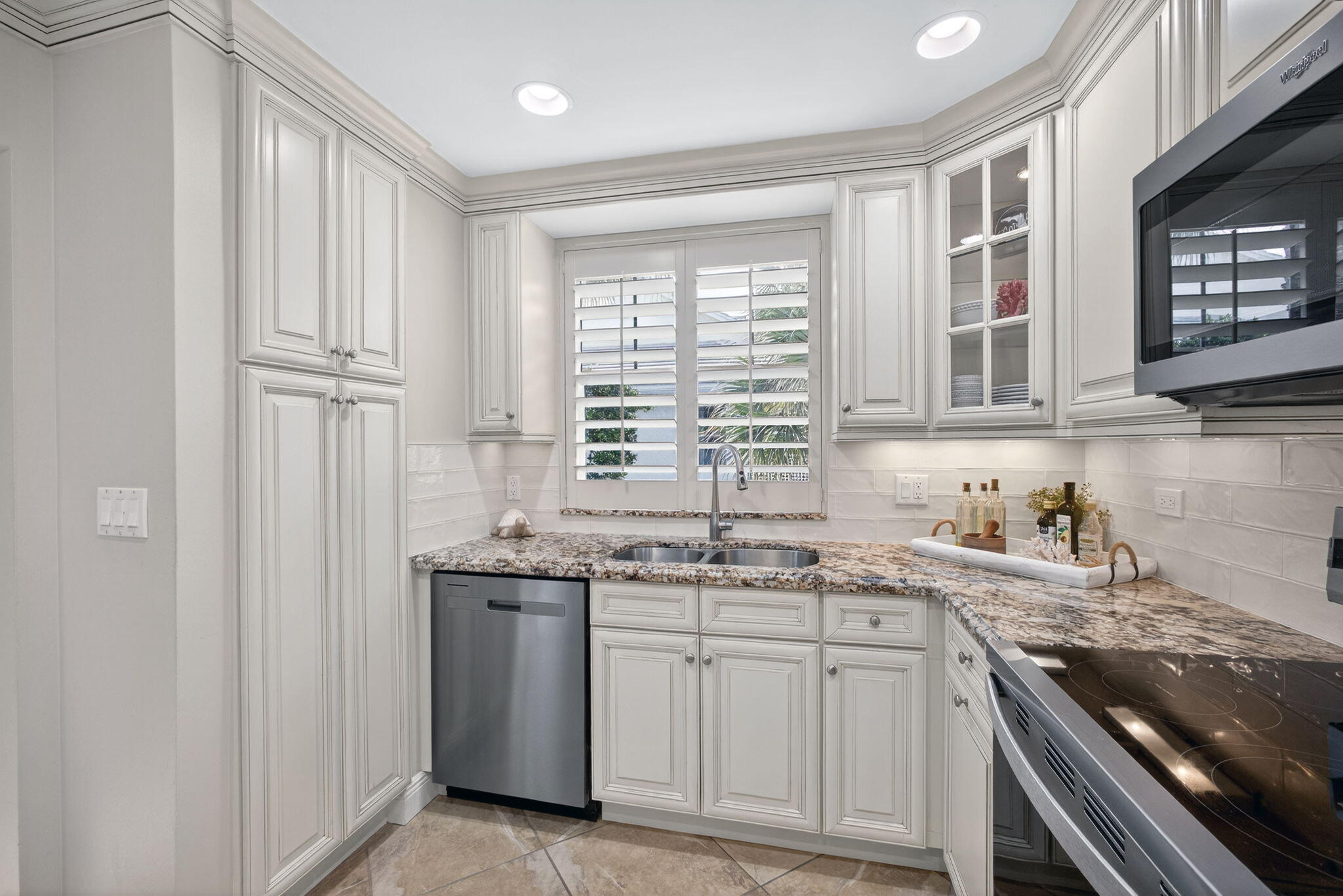 SEA COLONY CONDO - Residential