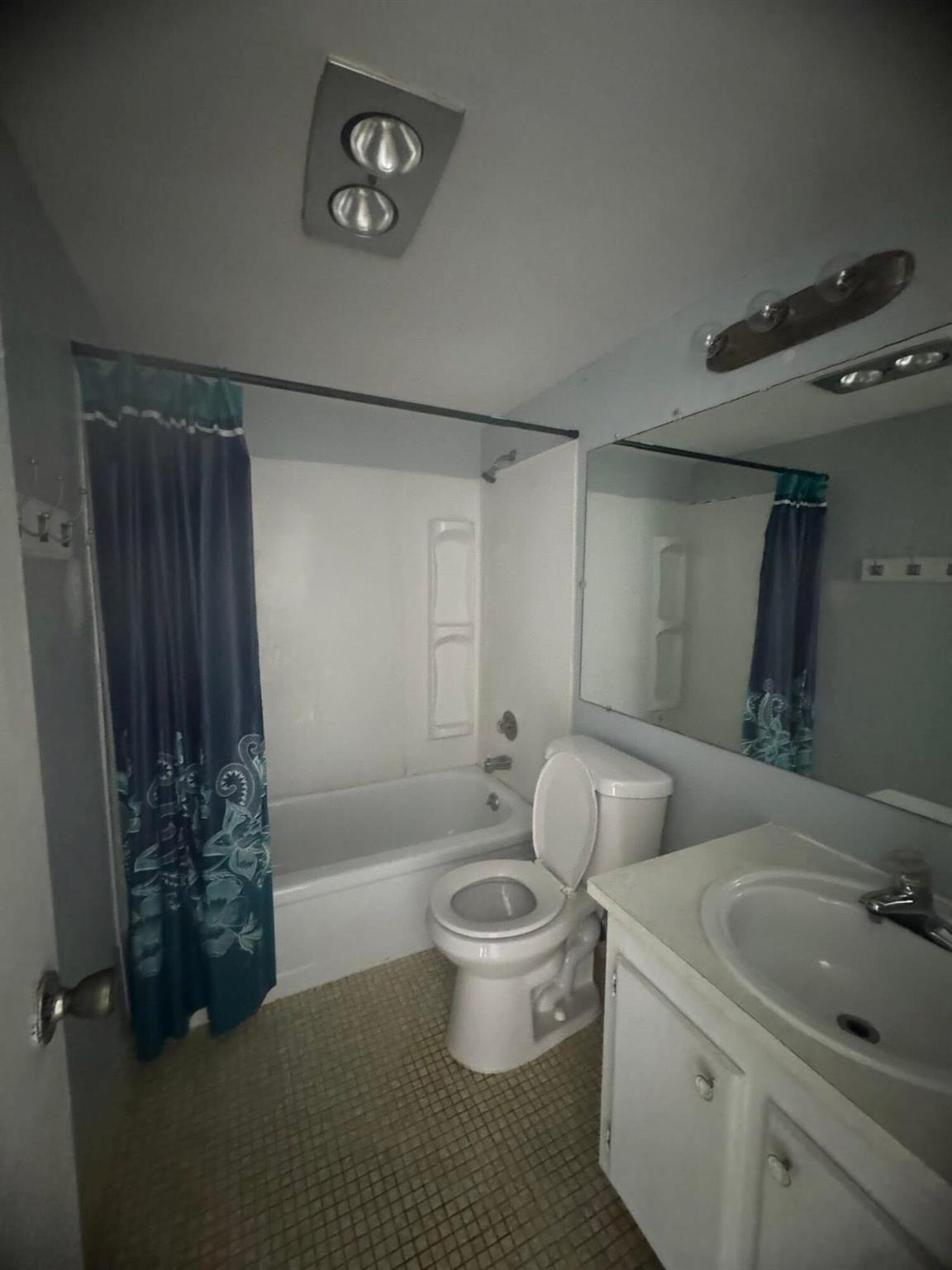 Century Village / CAMBRID - Residential Lease