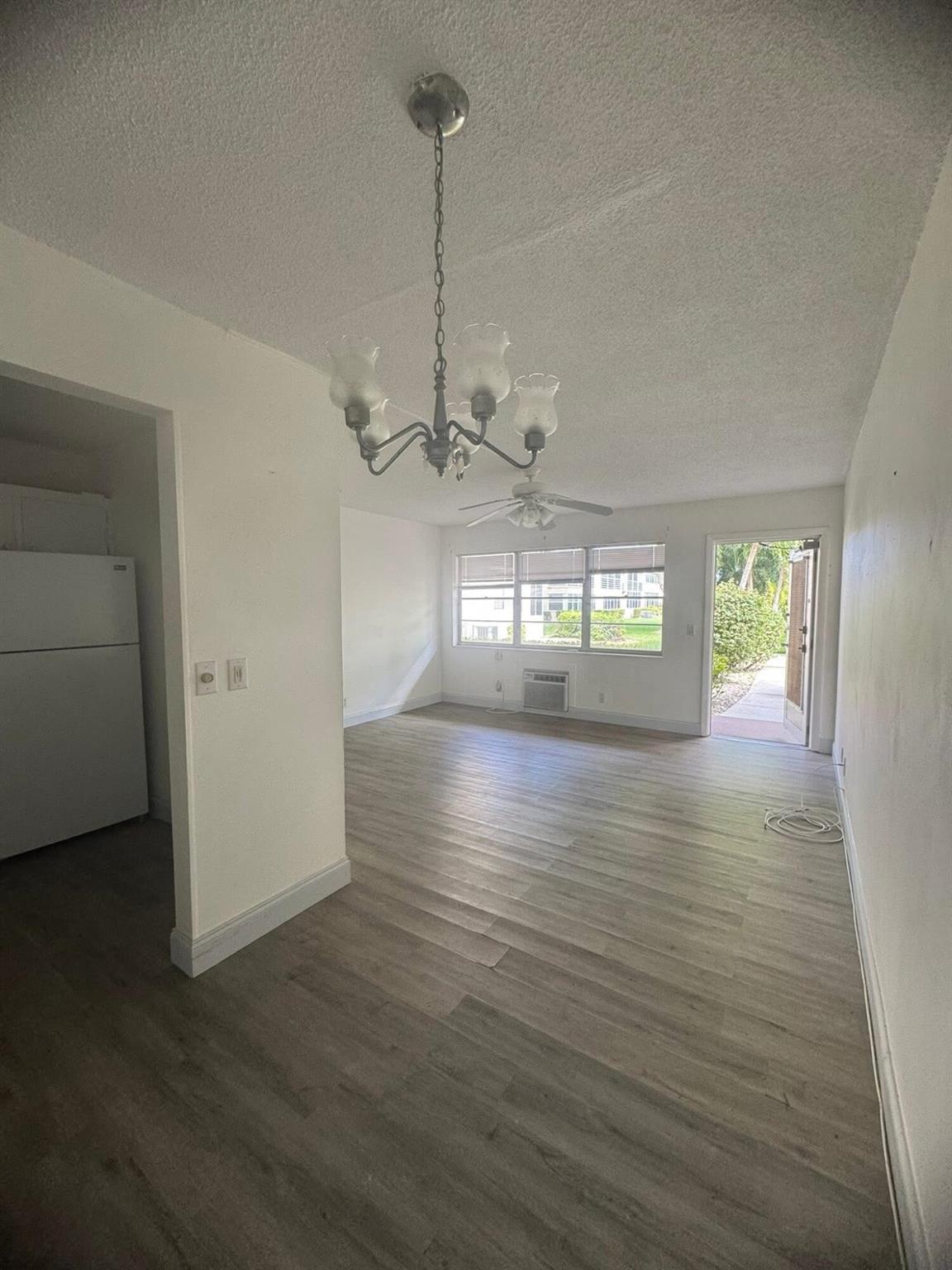 Century Village / CAMBRID - Residential Lease