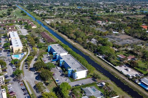 Tiny photo for 4734 Lucerne Lakes Boulevard E #301, Lake Worth, FL 33467 (MLS # B26007760)