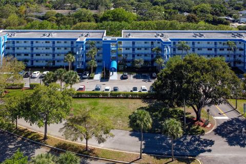 Tiny photo for 4734 Lucerne Lakes Boulevard E #301, Lake Worth, FL 33467 (MLS # B26007760)