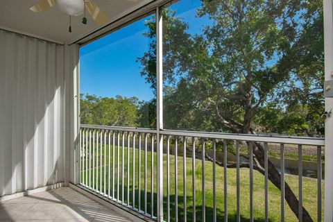 Tiny photo for 4734 Lucerne Lakes Boulevard E #301, Lake Worth, FL 33467 (MLS # B26007760)
