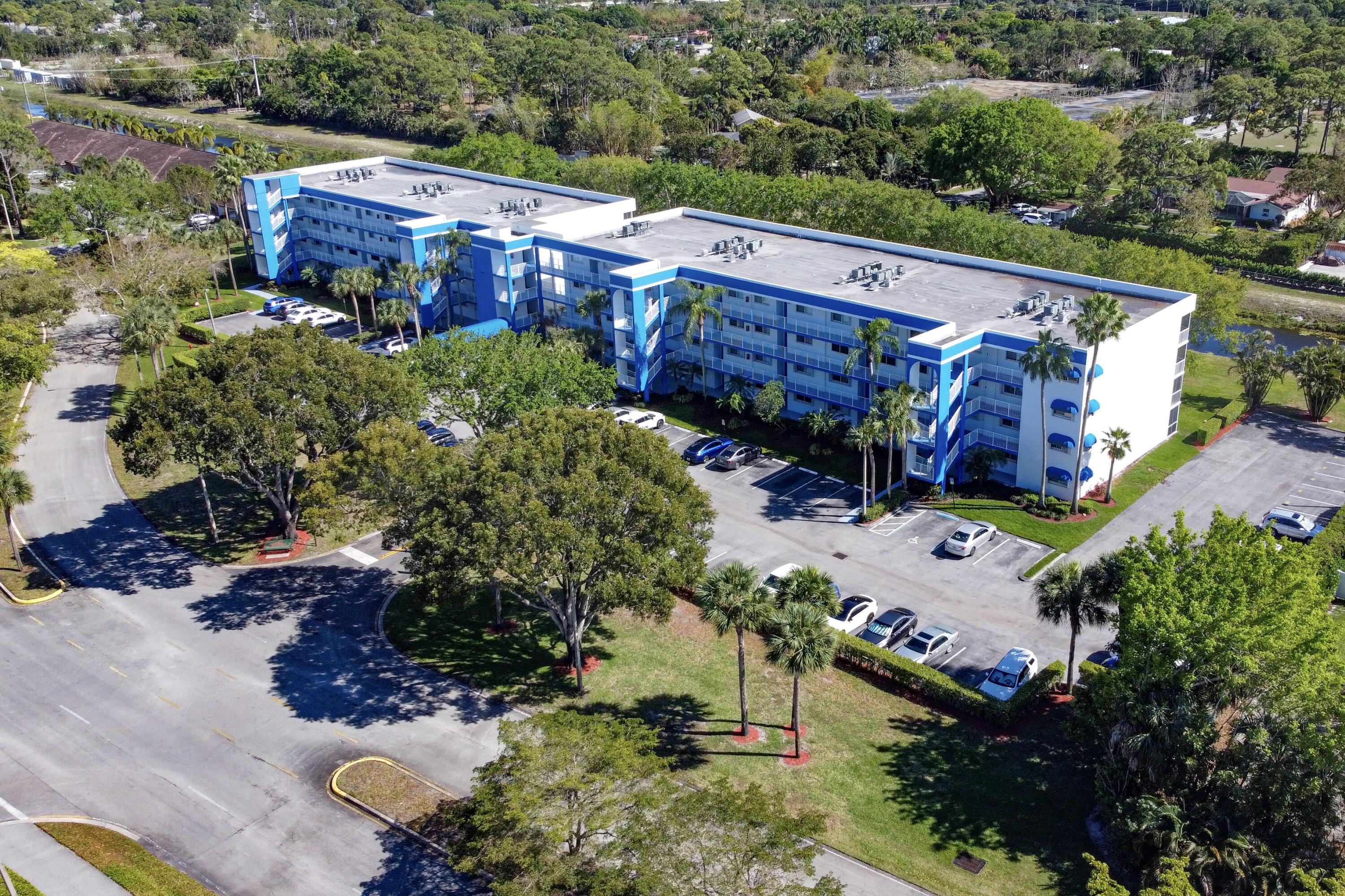 FAIRWAY CLUB CONDO - Residential