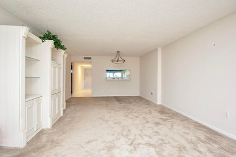 Tiny photo for 4734 Lucerne Lakes Boulevard E #301, Lake Worth, FL 33467 (MLS # B26007760)