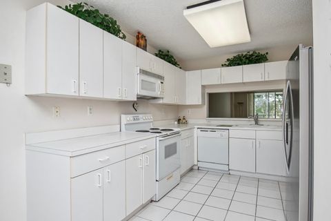 Tiny photo for 4734 Lucerne Lakes Boulevard E #301, Lake Worth, FL 33467 (MLS # B26007760)