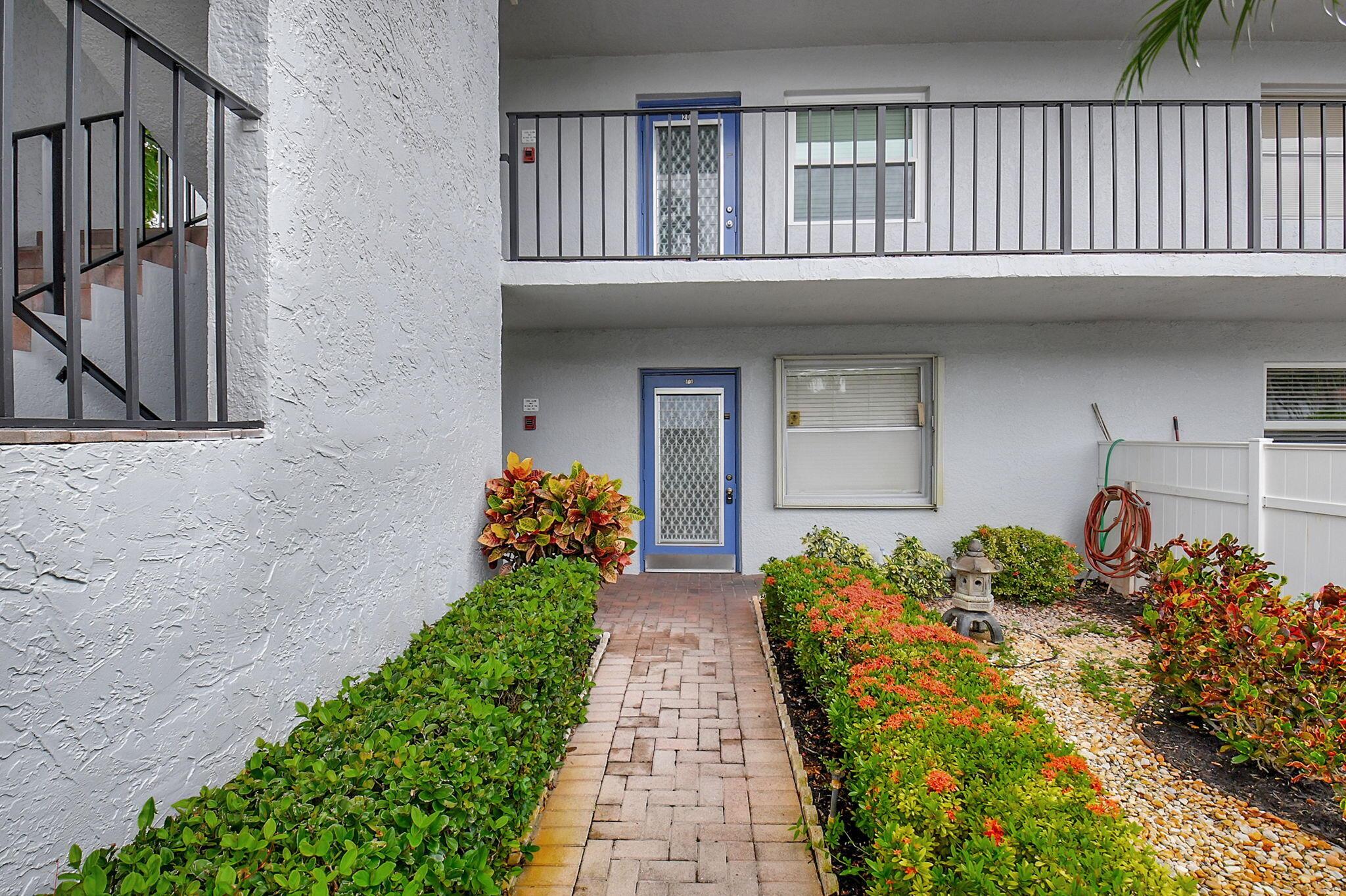 VILLAGES OF ORIOLE DEAUVILLE CONDO - Residential