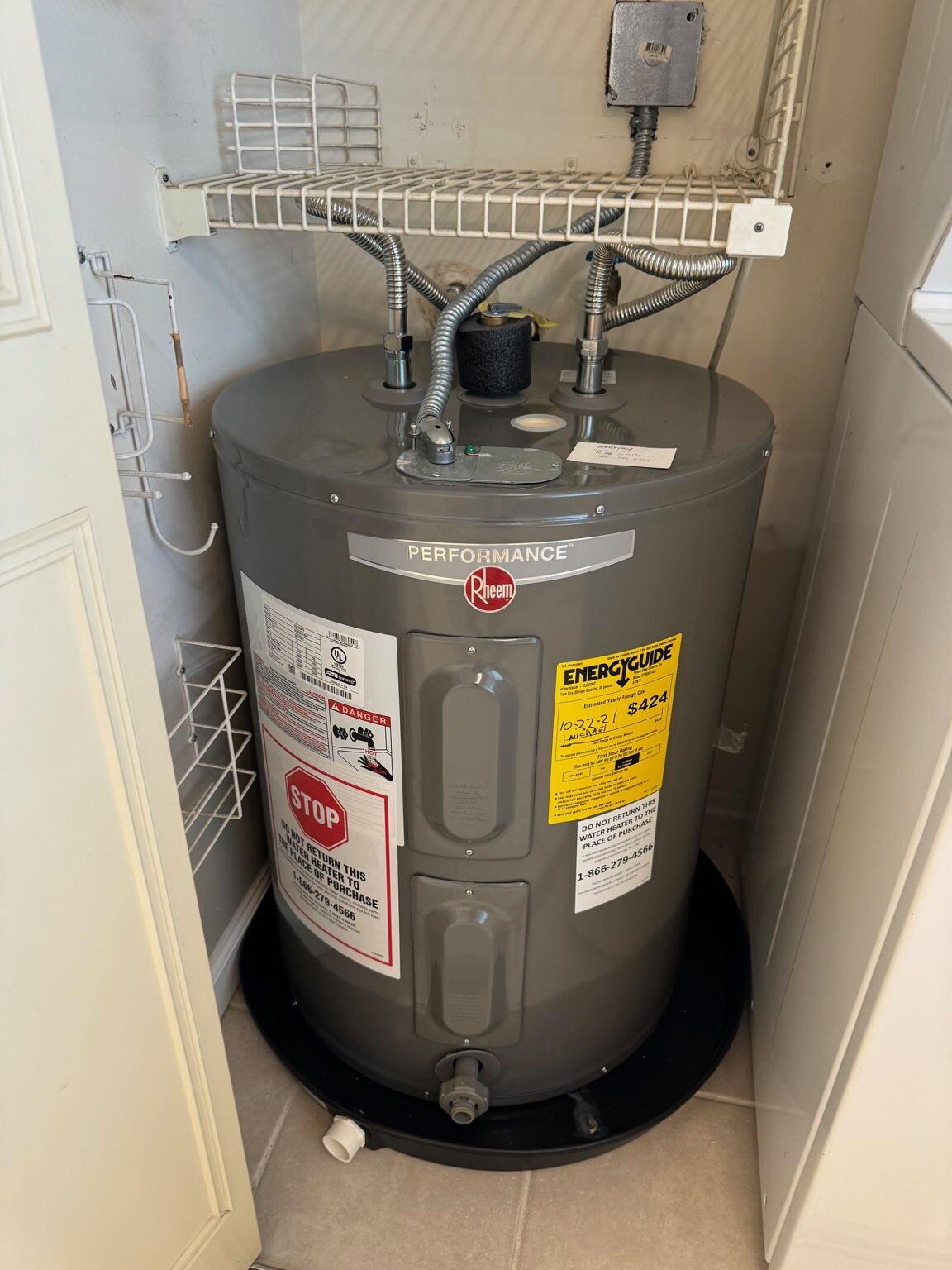 VILLAGES OF ORIOLE DEAUVILLE CONDO - Residential