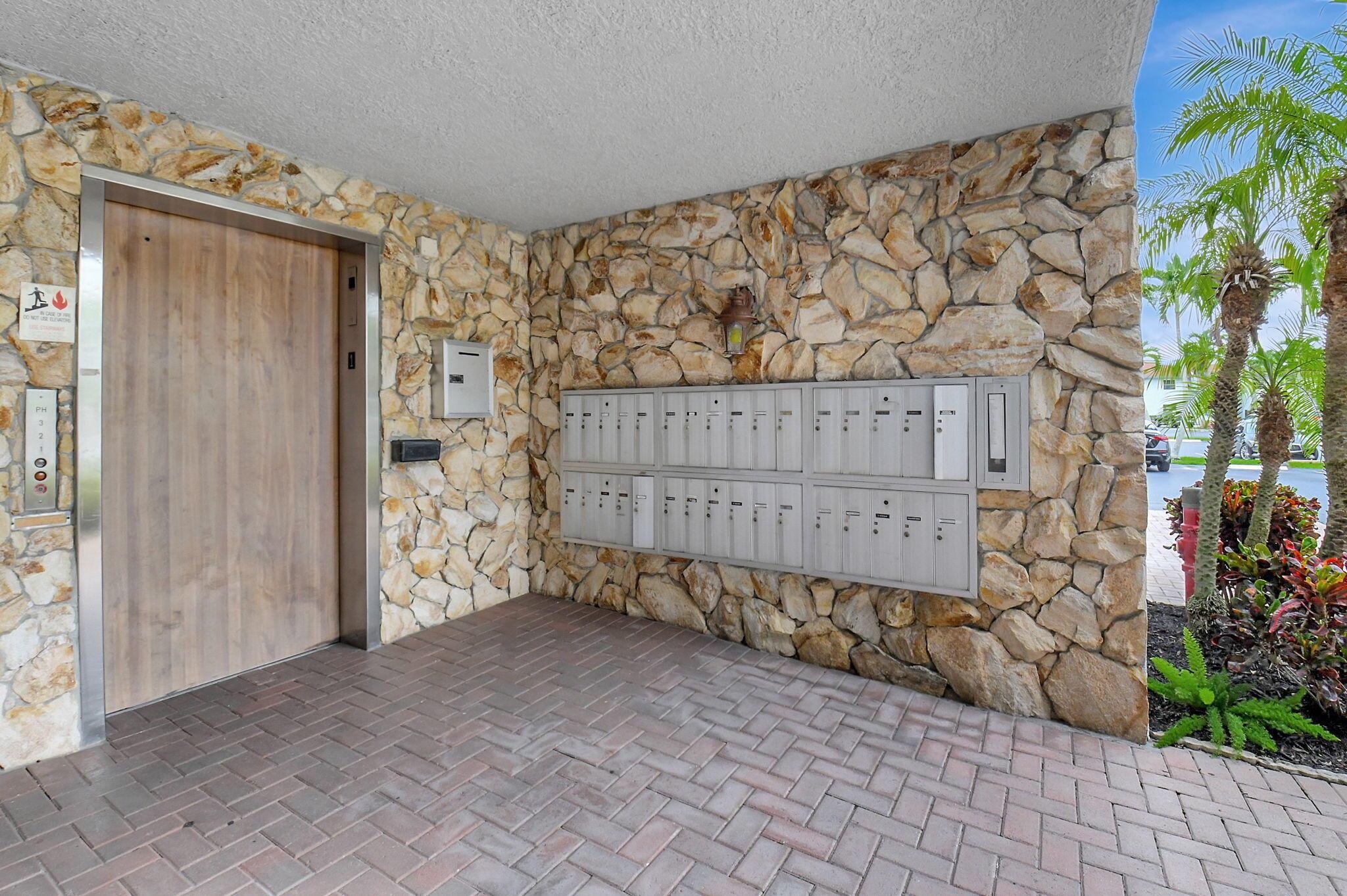 VILLAGES OF ORIOLE DEAUVILLE CONDO - Residential