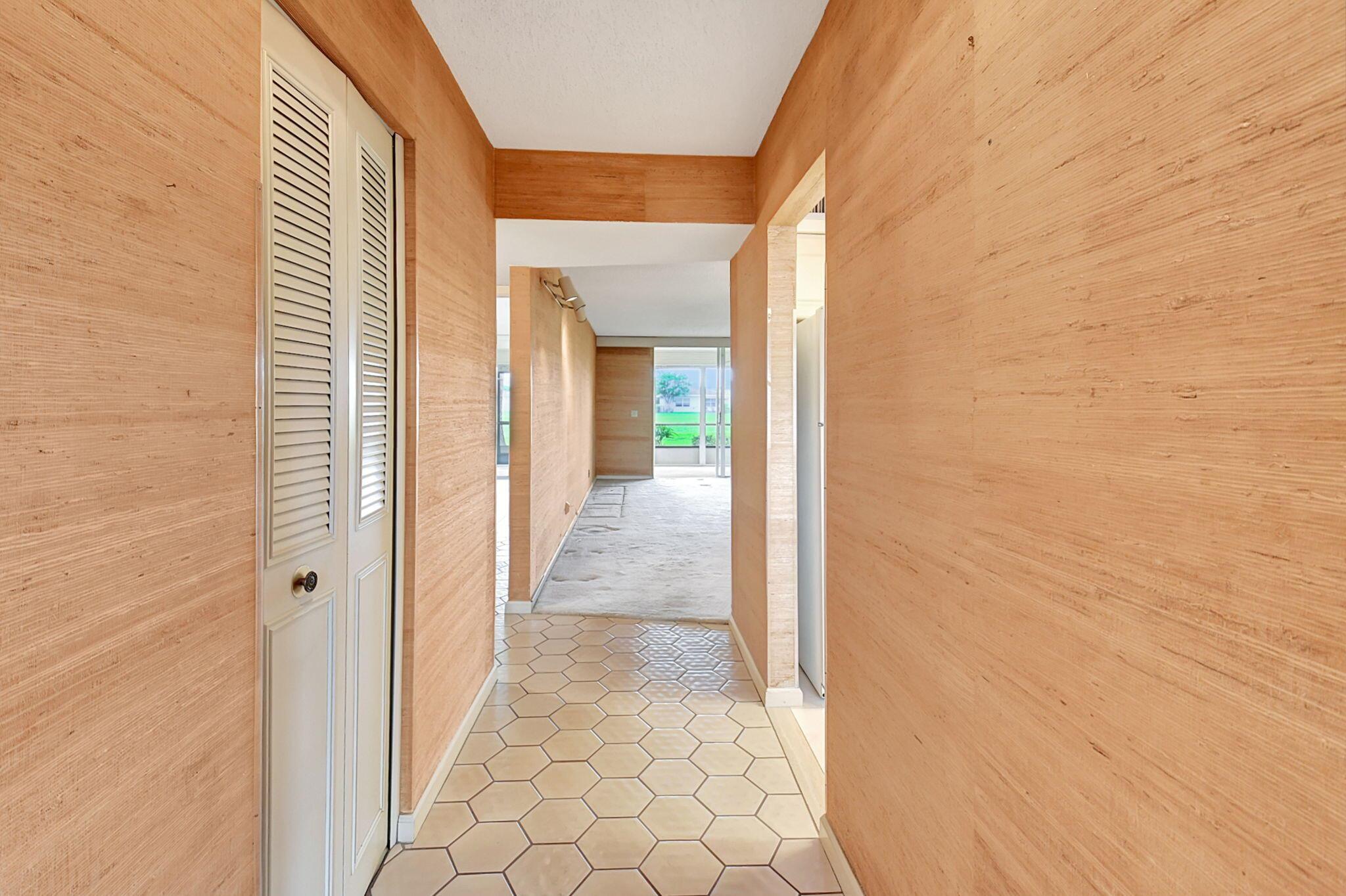 VILLAGES OF ORIOLE DEAUVILLE CONDO - Residential