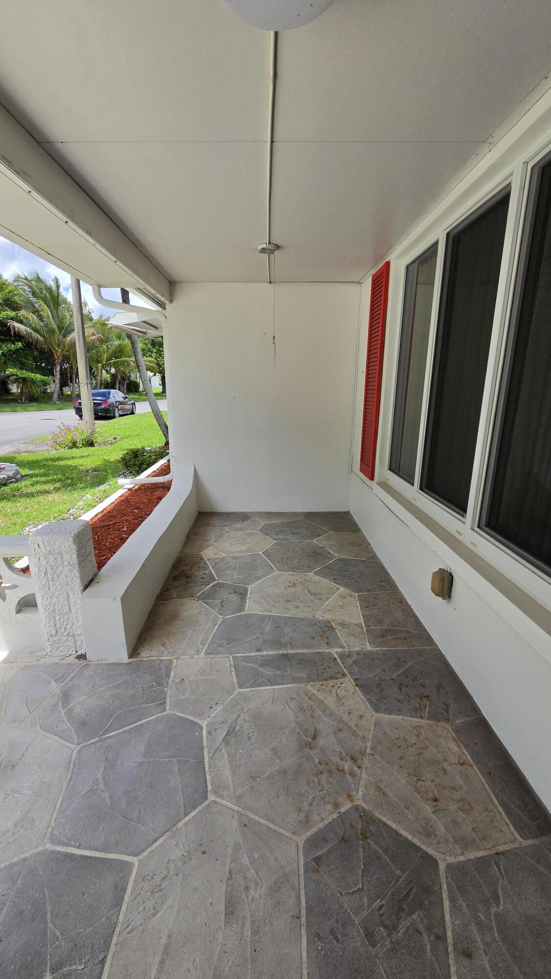 MAINLANDS OF TAMARAC LAKES - Residential Lease