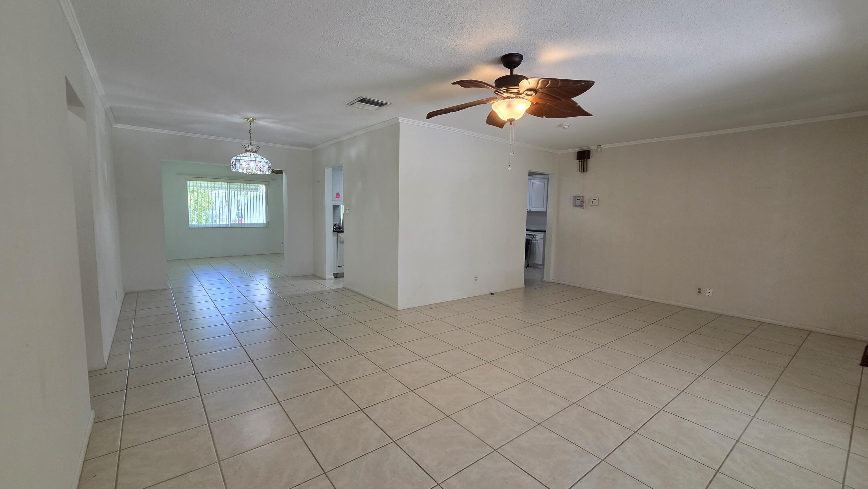 MAINLANDS OF TAMARAC LAKES - Residential Lease