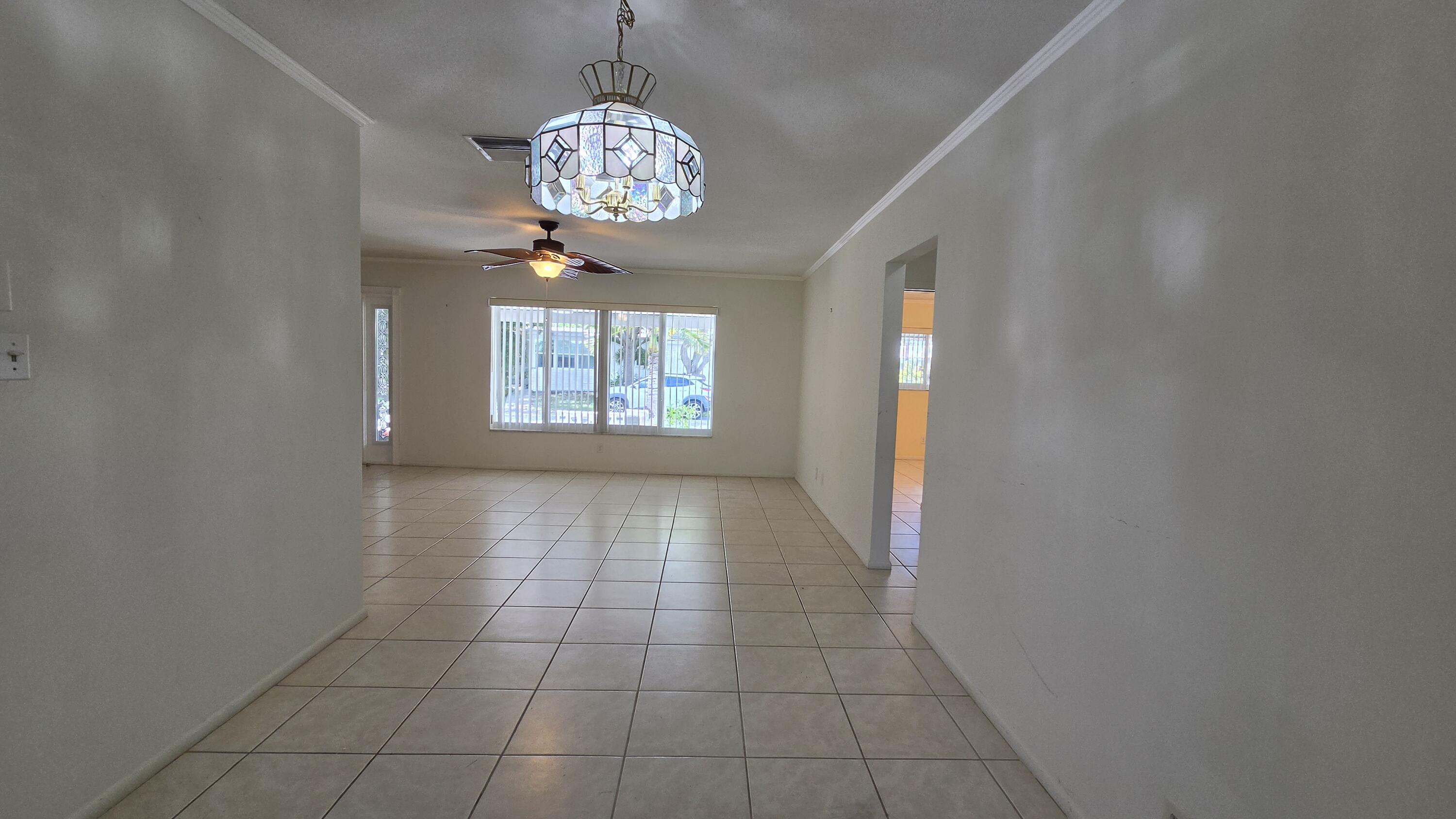 MAINLANDS OF TAMARAC LAKES - Residential Lease