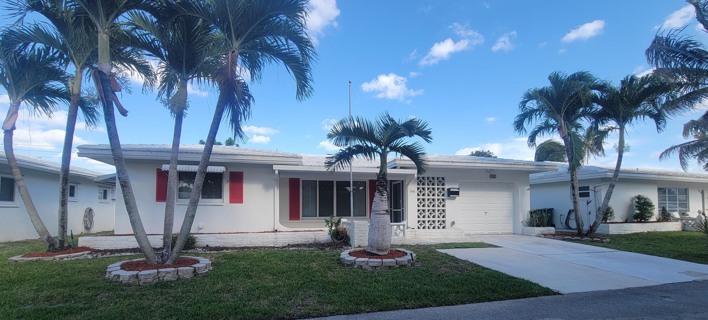 MAINLANDS OF TAMARAC LAKES - Residential Lease