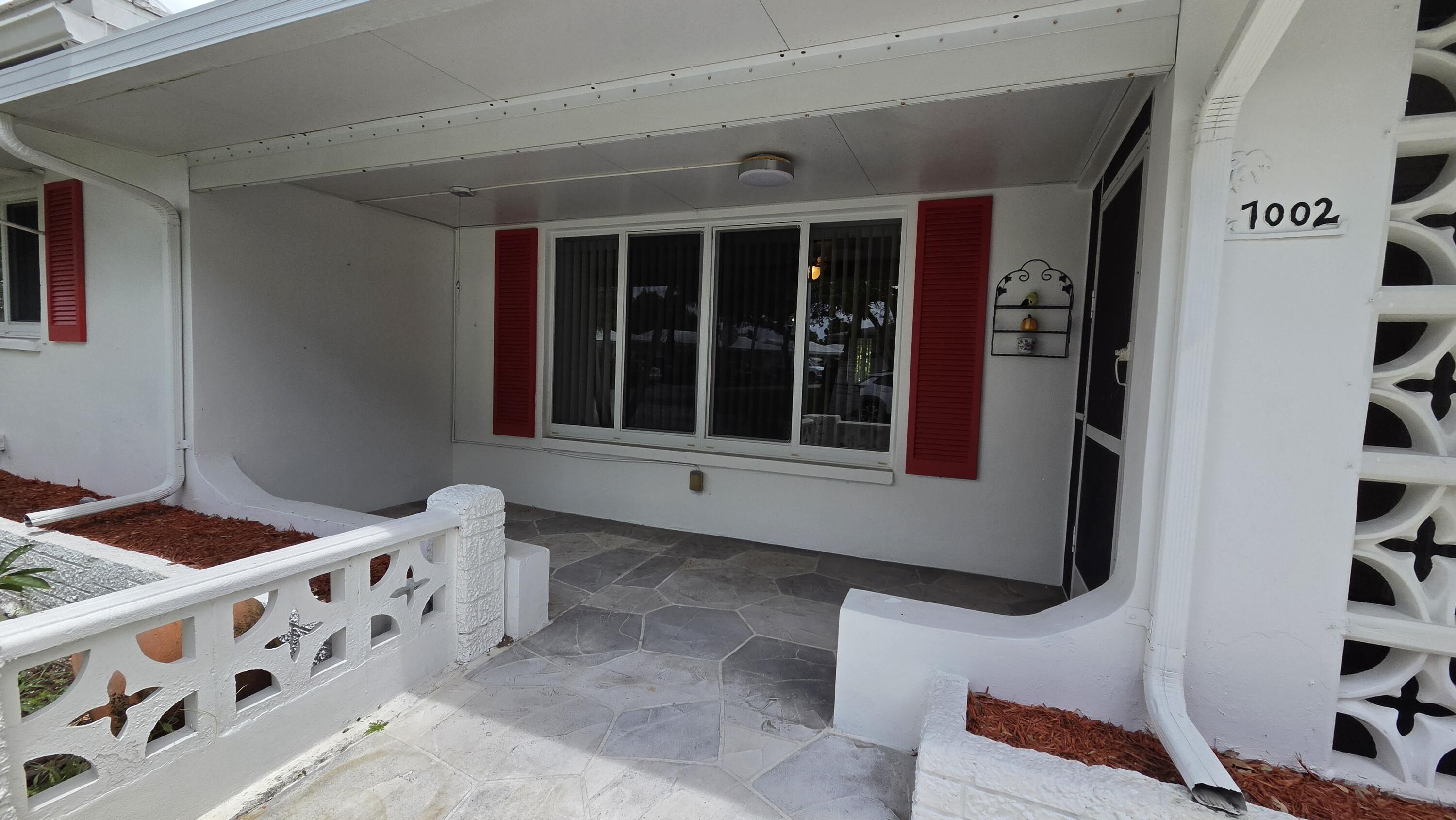 MAINLANDS OF TAMARAC LAKES - Residential Lease