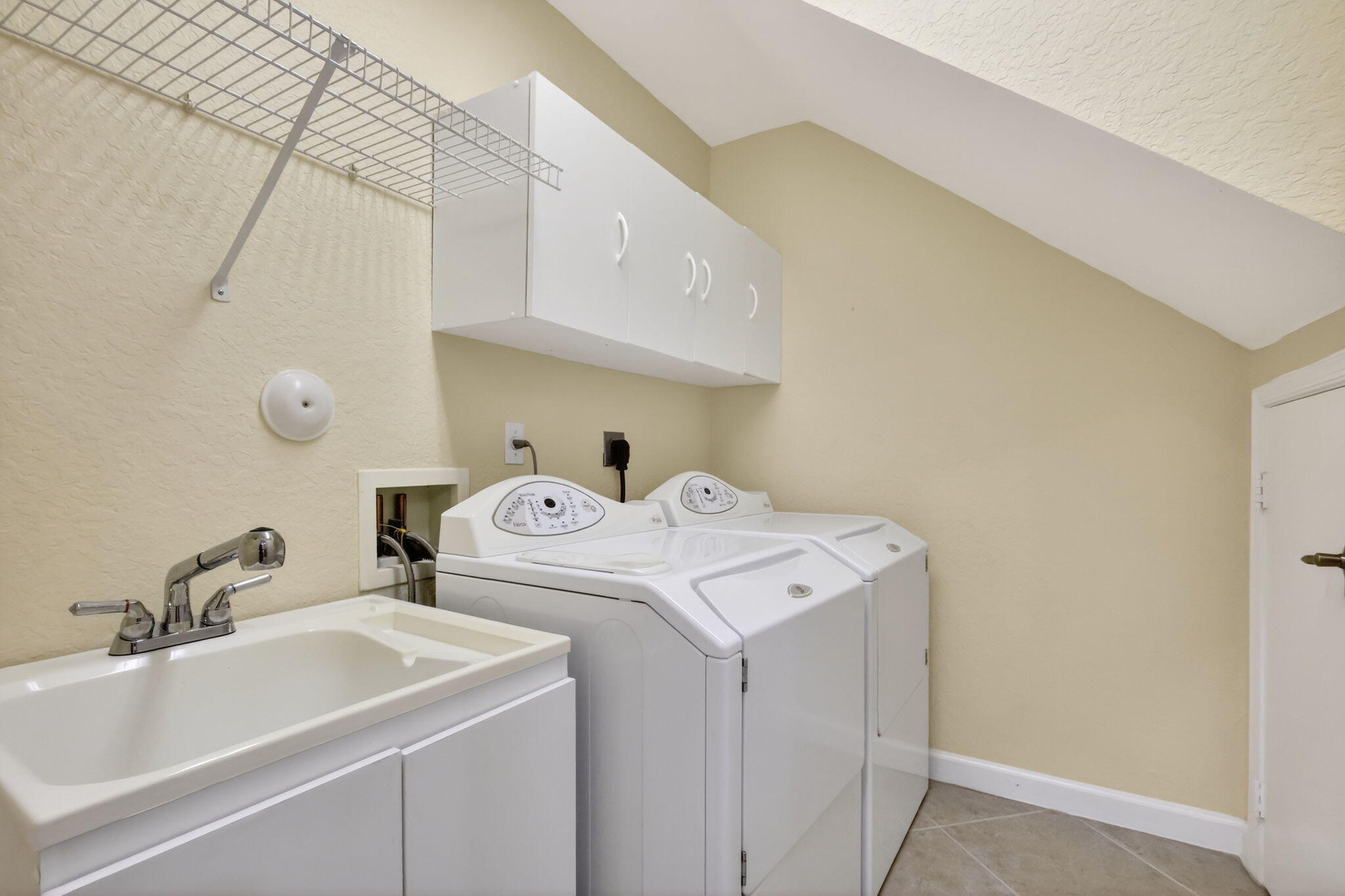 HAMILTON BAY SEC 1A AND 1B - Residential