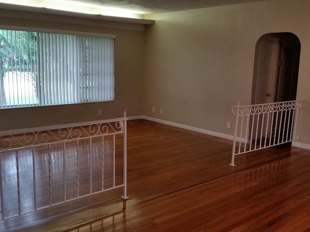 Hollywood Lakes Sec 1-32 - Residential Lease