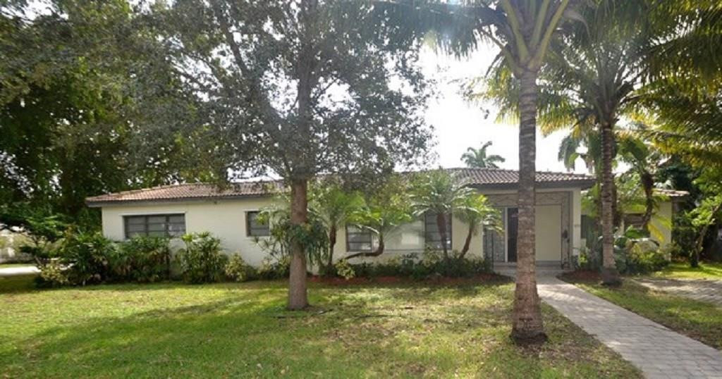 Hollywood Lakes Sec 1-32 - Residential Lease