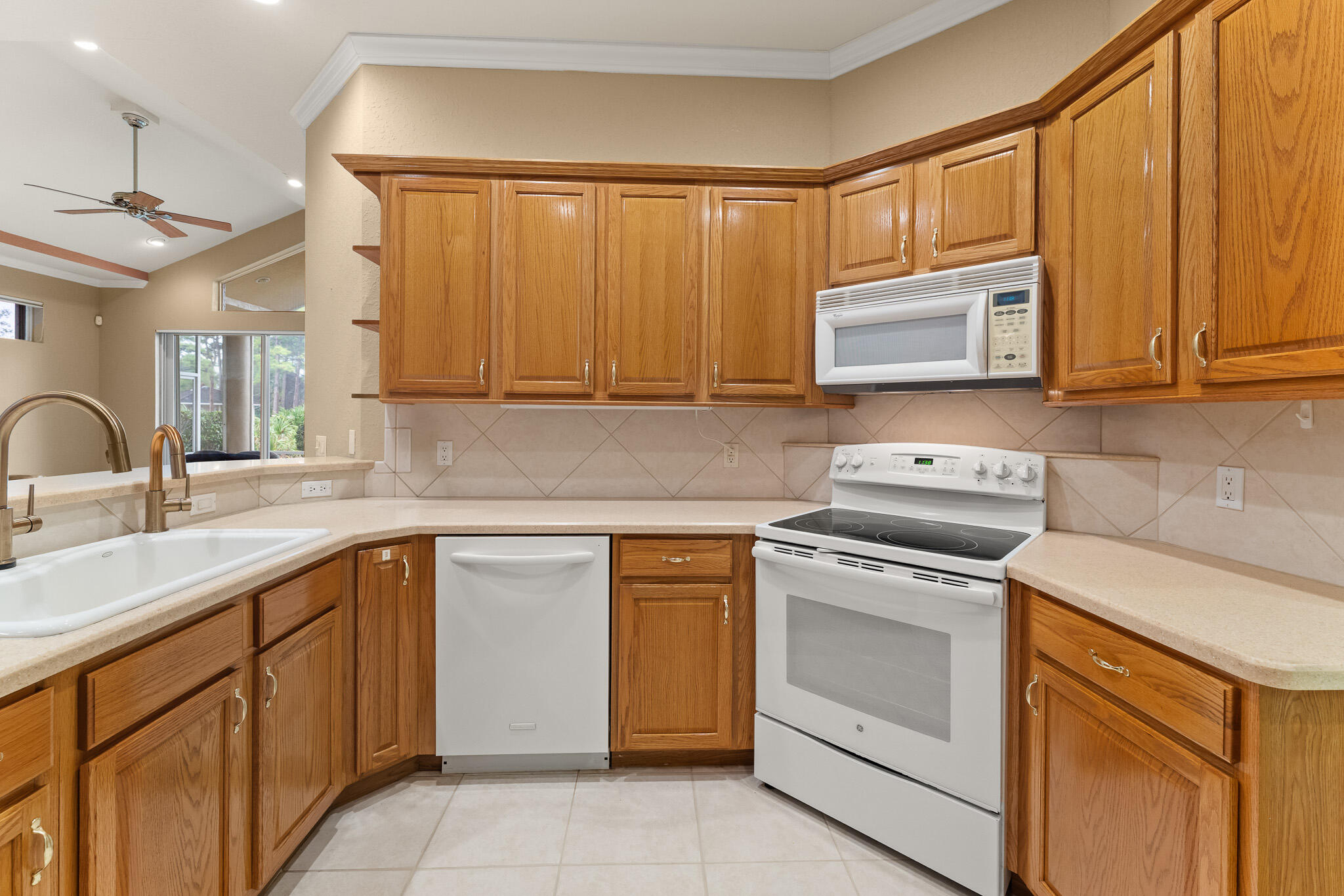 POD 7B AT THE RESERVE, PUD I - TORREY PINES - Residential