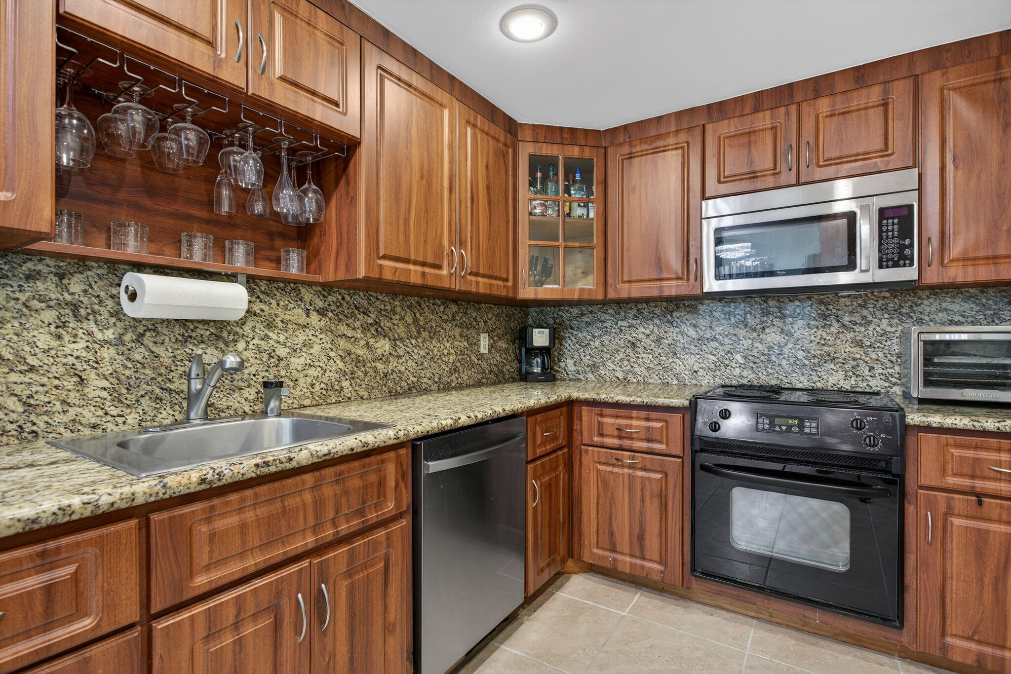 PARLIAMENT HOUSE CONDO - Residential