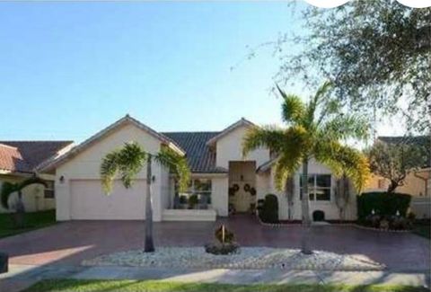 A home in Pembroke Pines