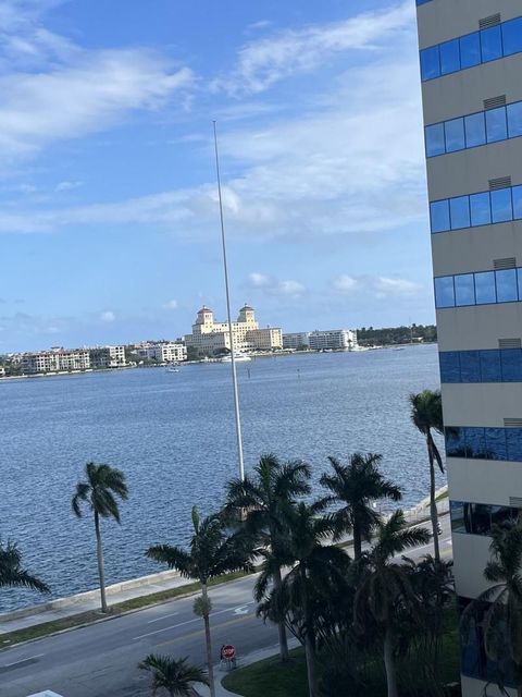 1551 N Flagler Dr 716 West Palm Beach FL 33401