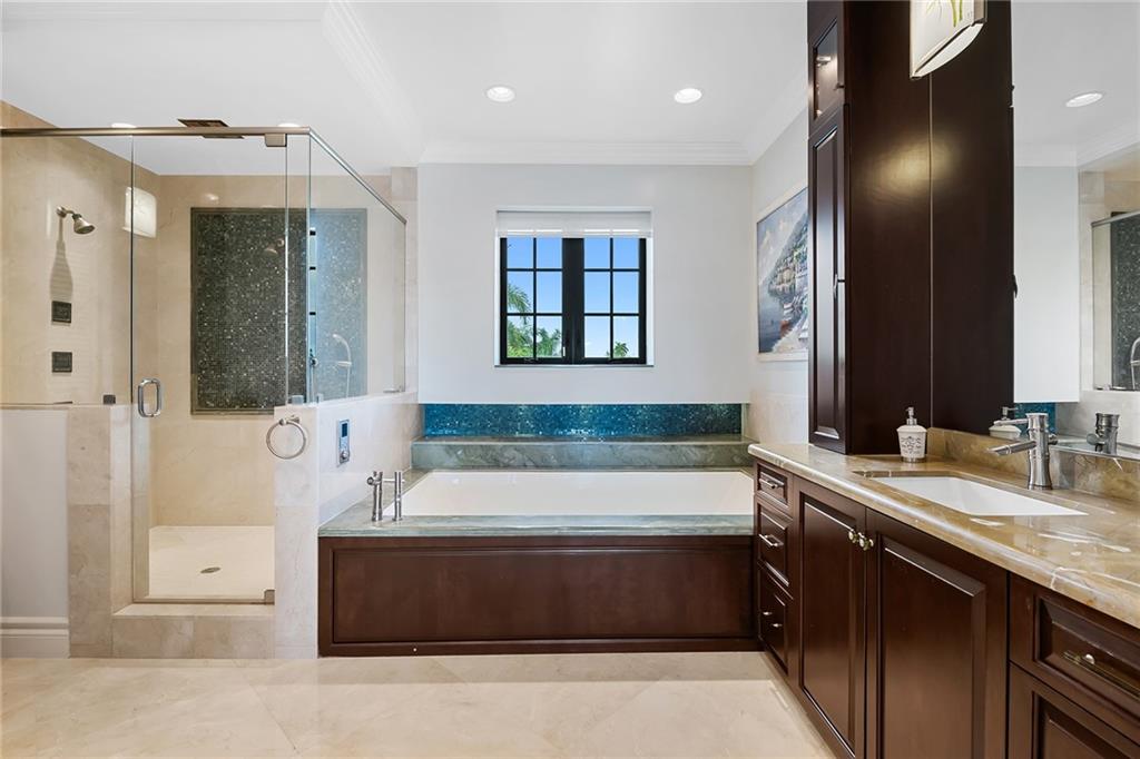 Marshalls Sub Of Gov Lts - Residential