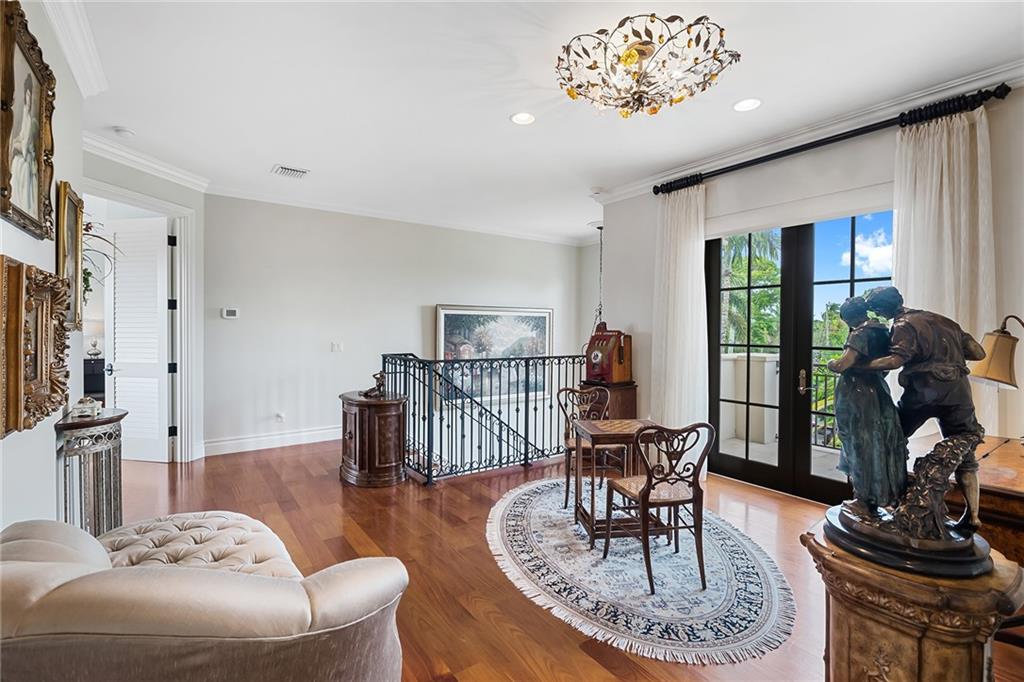 Marshalls Sub Of Gov Lts - Residential