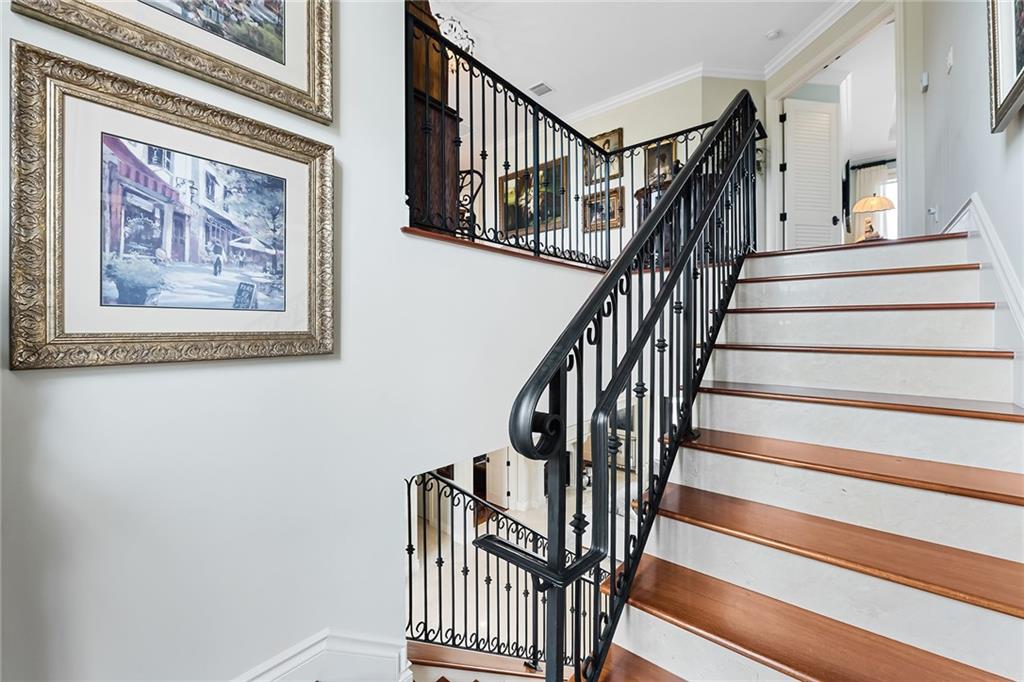 Marshalls Sub Of Gov Lts - Residential