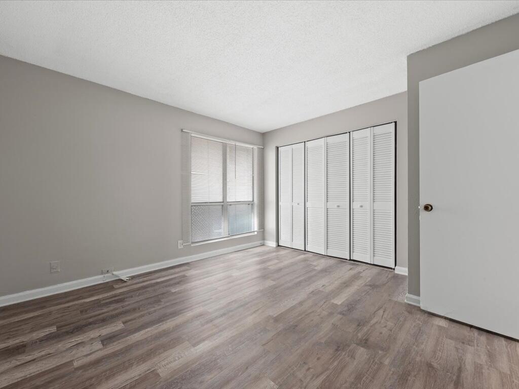 CROSS CREEK CONDO - Residential Lease