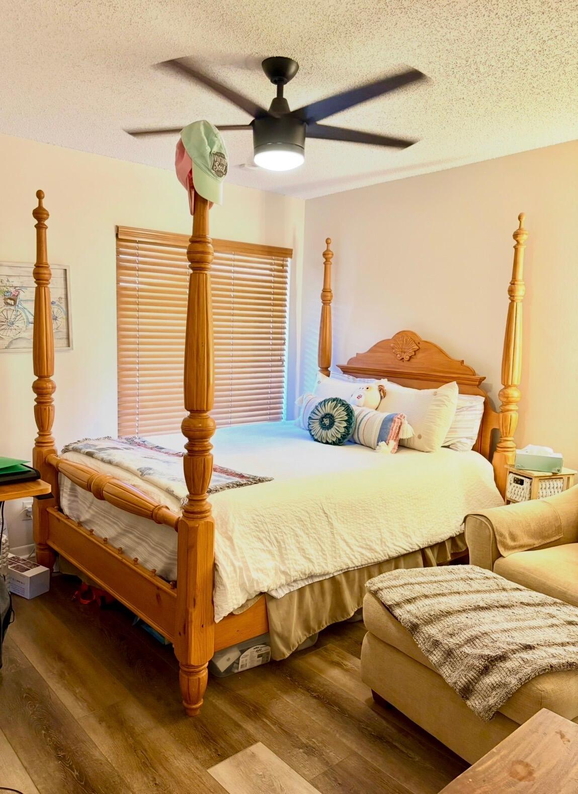 BANYAN COURTS CONDO - Residential Lease