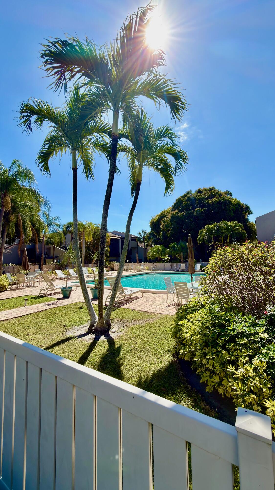 BANYAN COURTS CONDO - Residential Lease