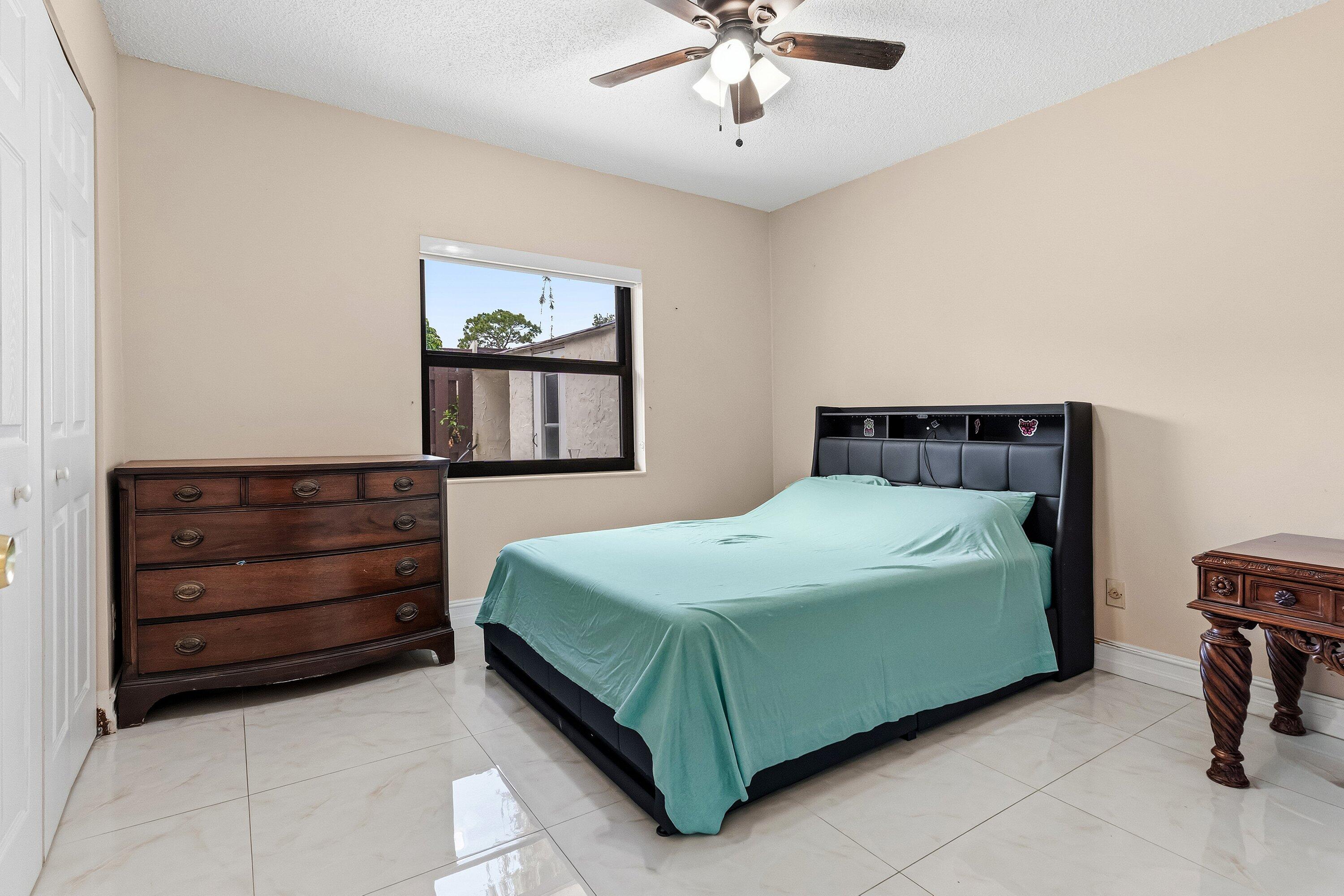 ABBEY PARK 1 - Residential