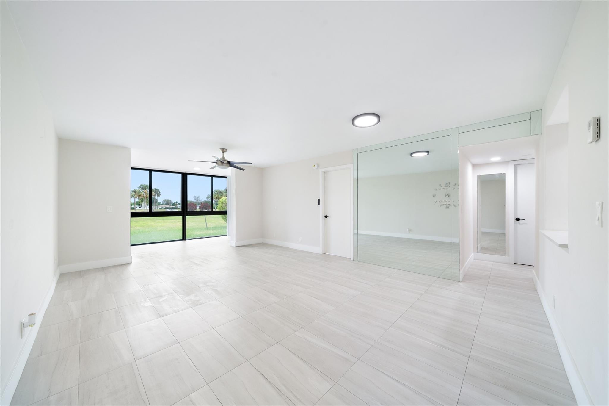 36 OF PALM SPRINGS 3 CONDO - Residential