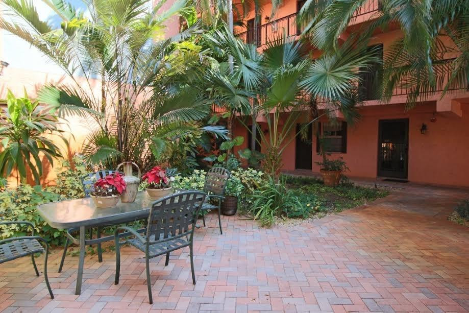 Lauderdale Tennis Club - Residential