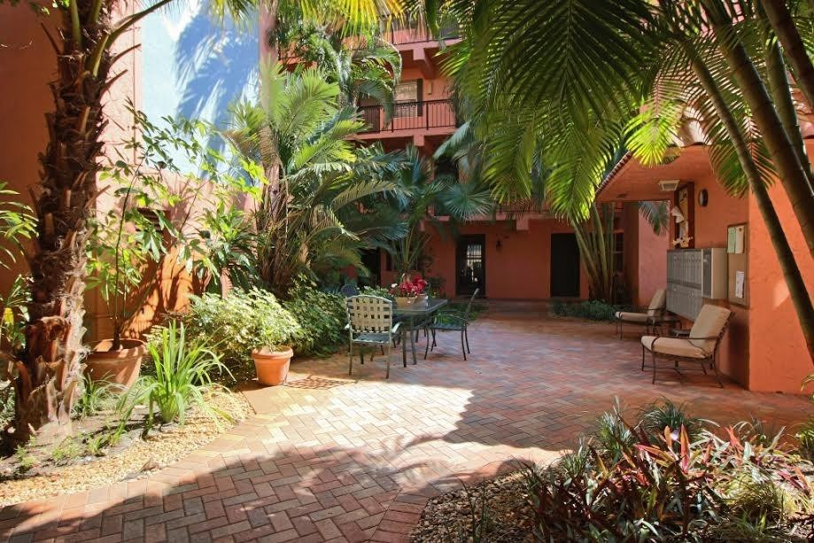 Lauderdale Tennis Club - Residential