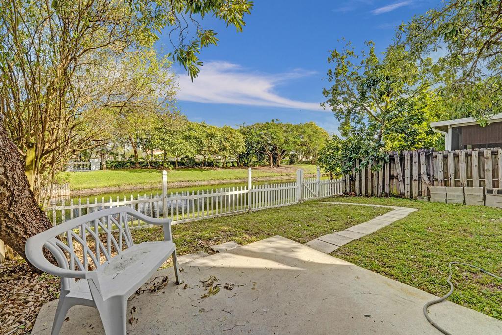 CORAL BAY REPLAT SECTION ONE - Residential Lease