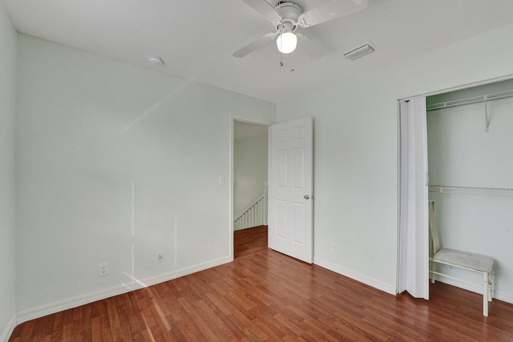 CORAL BAY REPLAT SECTION ONE - Residential Lease