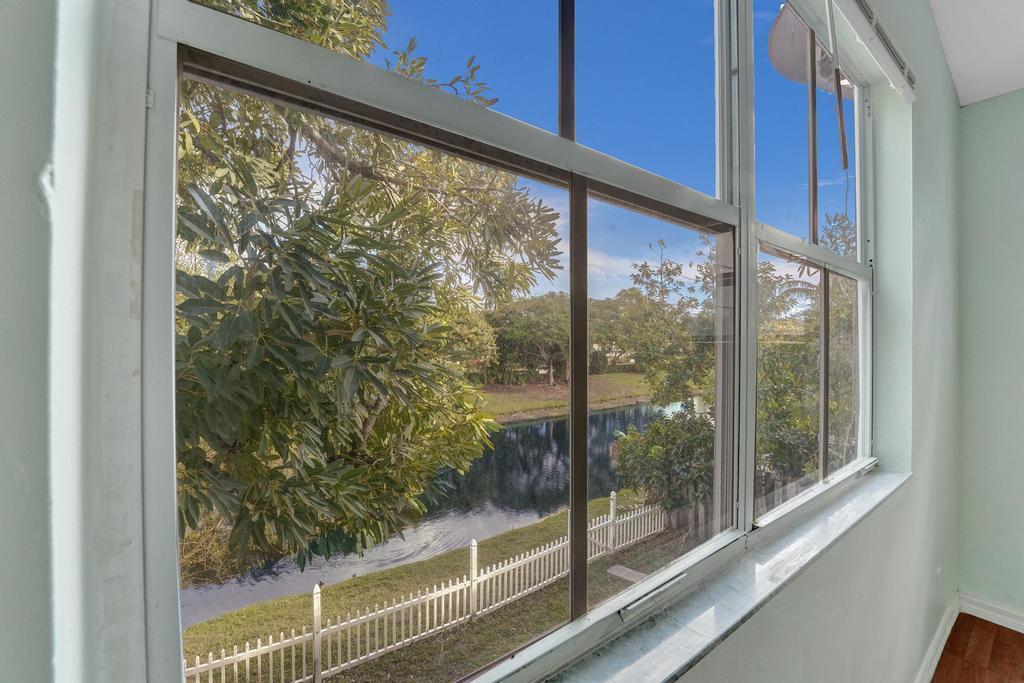 CORAL BAY REPLAT SECTION ONE - Residential Lease