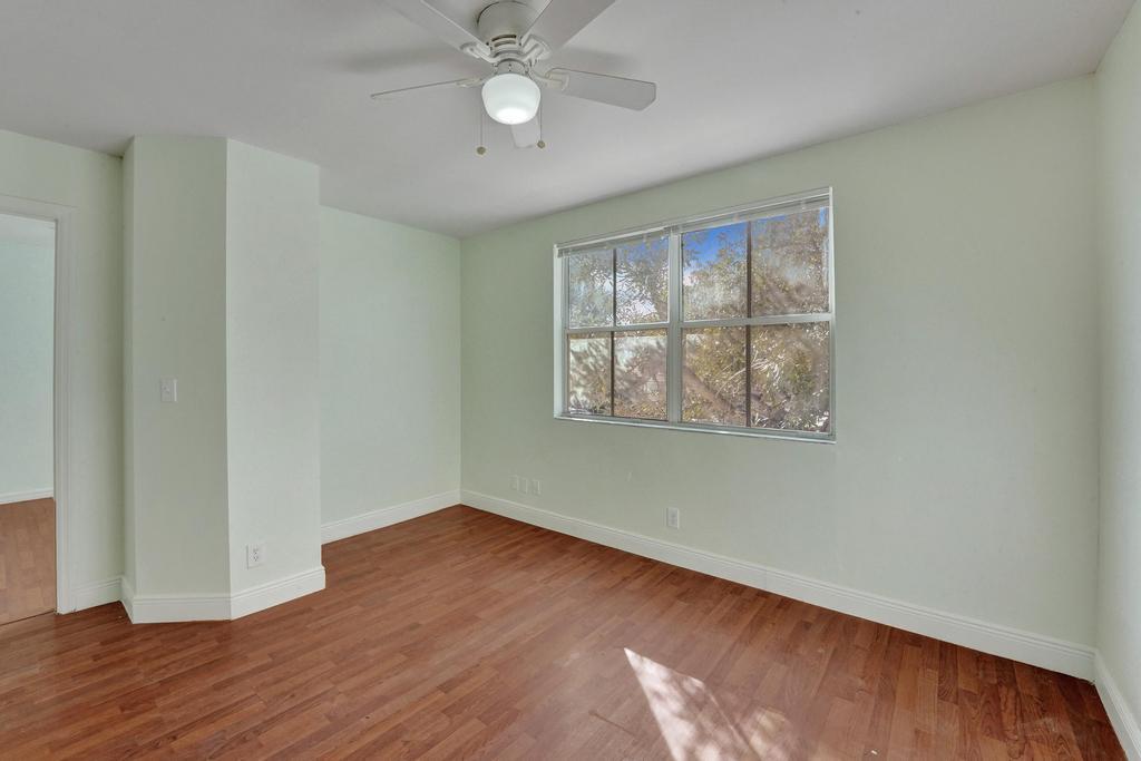 CORAL BAY REPLAT SECTION ONE - Residential Lease