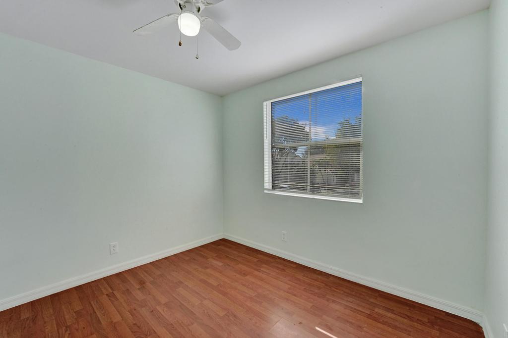 CORAL BAY REPLAT SECTION ONE - Residential Lease