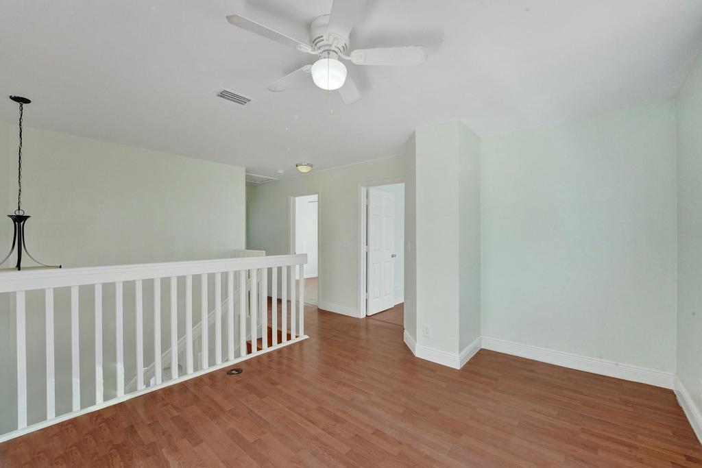 CORAL BAY REPLAT SECTION ONE - Residential Lease