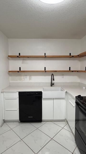 HILLSBORO WINDSOR CONDOMINIUM - Residential