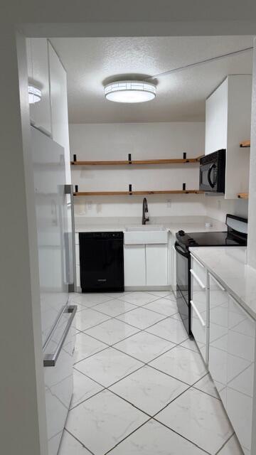 HILLSBORO WINDSOR CONDOMINIUM - Residential
