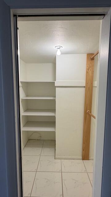 HILLSBORO WINDSOR CONDOMINIUM - Residential