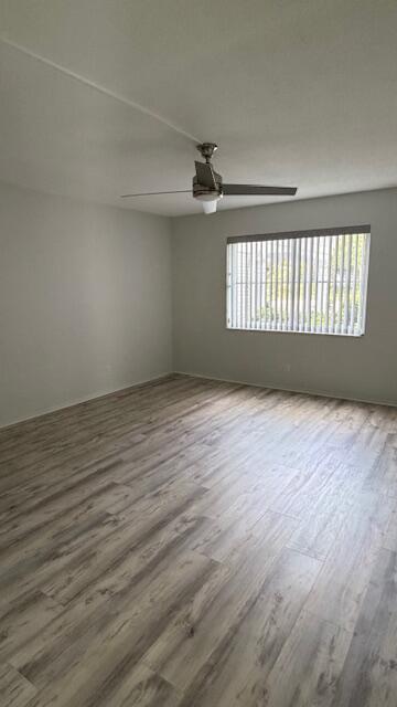 HILLSBORO WINDSOR CONDOMINIUM - Residential