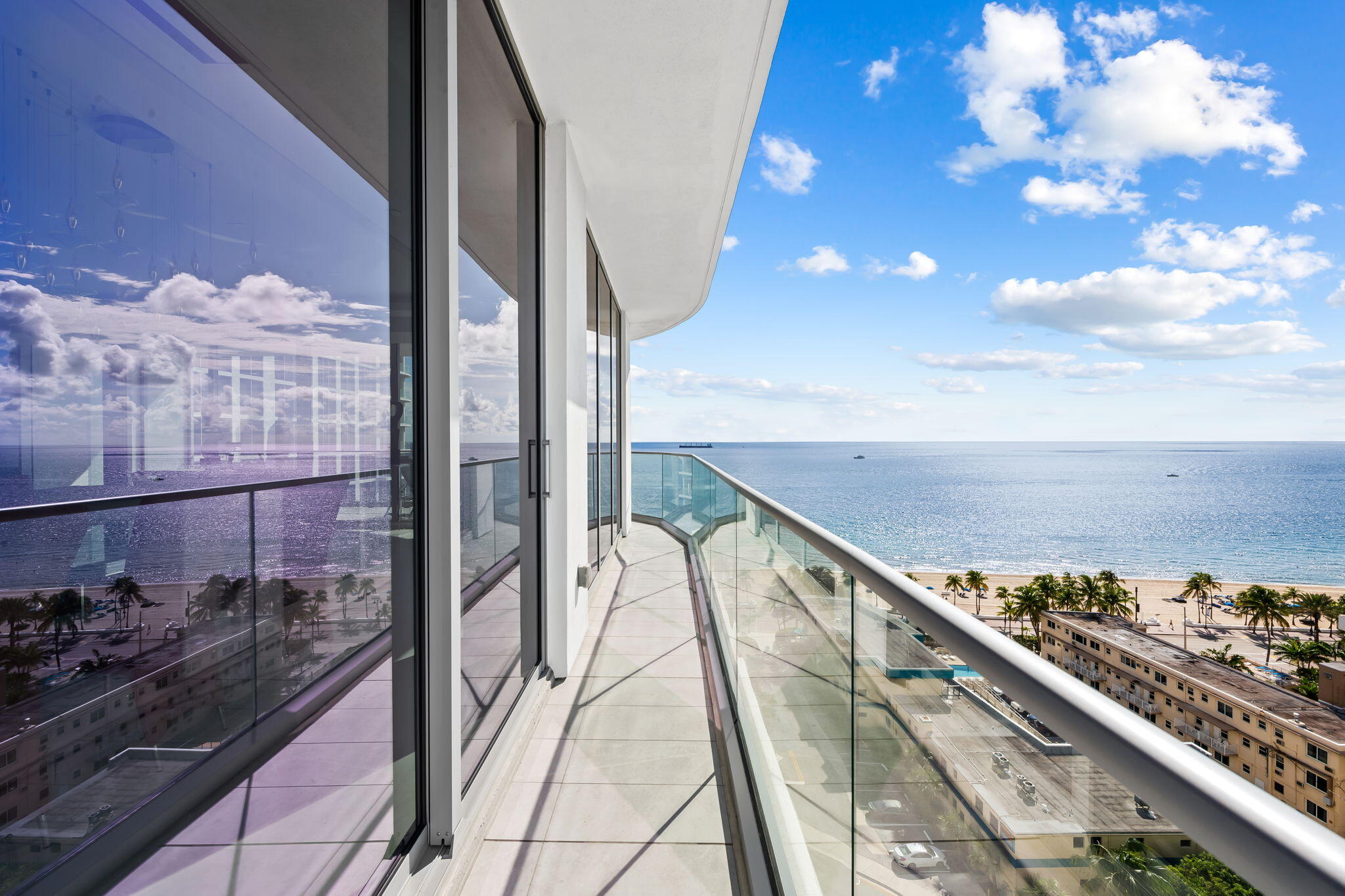 153 N Seabreeze Boulevard 1102